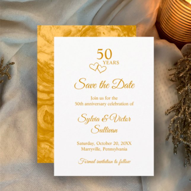 Save The Date Fête élégante simple dorée du 50e anniversaire de  (Personalize this simple elegant golden script 50th wedding anniversary save the date invitation.
)