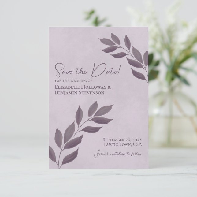 Save The Date Feuilles désireux Élégant Dusty Purple Mariage (Debout devant)