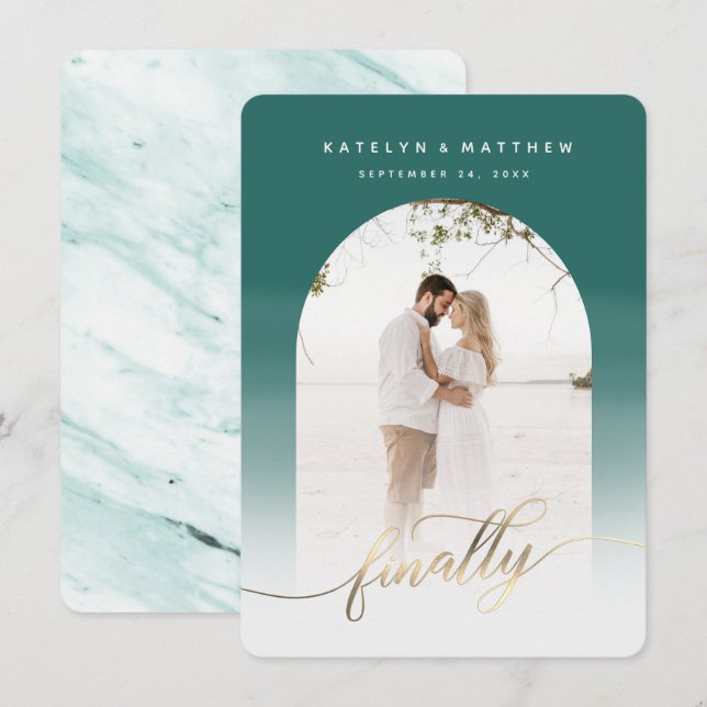 Save The Date Finalement Gold Script Emerald Arched Photo encadr (Devant / Derrière)