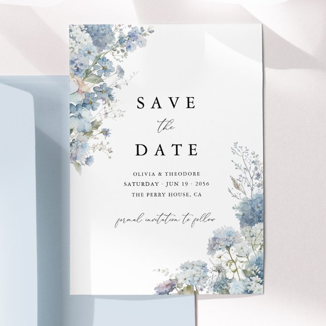 Save The Date Fleurs aquarelles élégantes bleu poussiéreux (Dusty blue watercolor floral wedding save the date card, elegant minimal typography, flat lay)