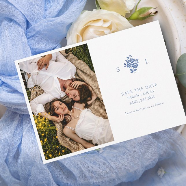 Save The Date Flore bleu et blanc Mariage monogramme plat (Créateur téléchargé)