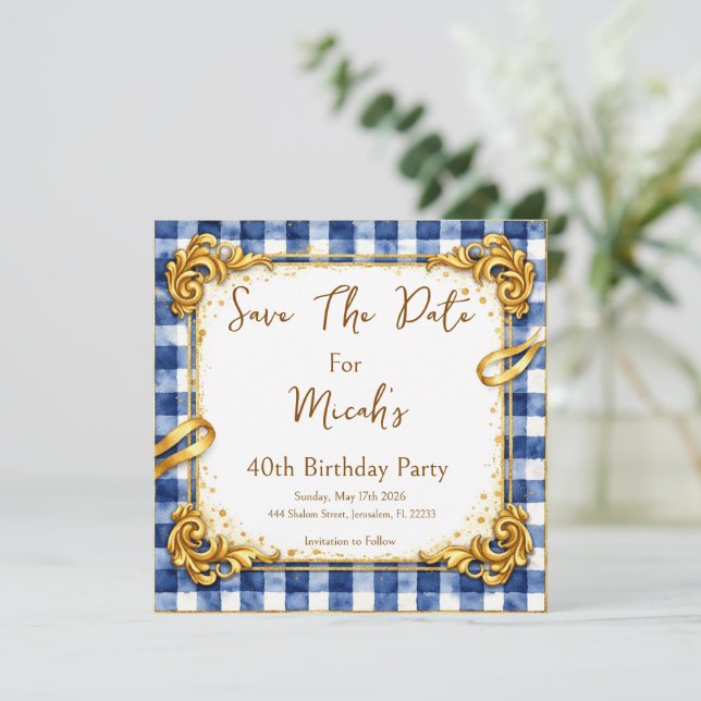 Save The Date Gingham Luxe Moderne Tendance Chic Bleu Blanc Or (Debout devant)