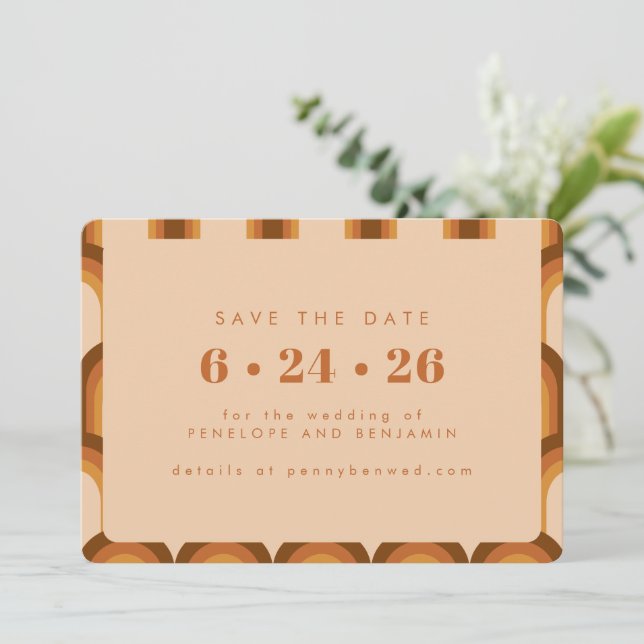 Save The Date les années 70 rétro super Design en Mariage Brown  (Debout devant)