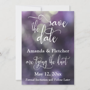 Save The Date Lumière Bokeh Violet & Typographie 32 Enregistrez