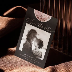 Save The Date Lune mystique. Elégant mariage noir délicat
