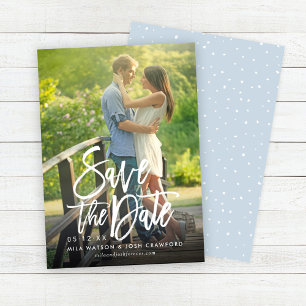 Save The Date Mariage de script brossé moderne photo Dusty Blue