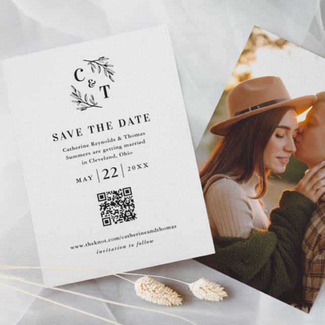 Save The Date Mariage élégant Monogramme Code QR Photo (Minimal Greenery Leaves Monogram Wedding Photo Save the Date with QR Code.)