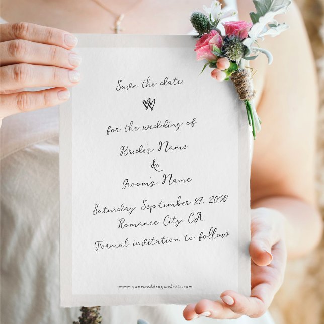 Save The Date Mariage minimaliste de typographie écrite à la mai (Simple Minimalist Hand Written Typography Wedding Save The Date)