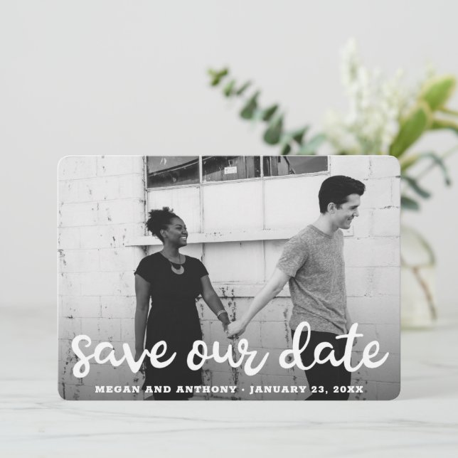 Save The Date Mariage Moderne Typographie Gras (Debout devant)