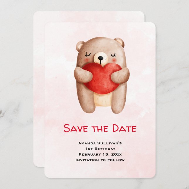 Save The Date Mignonne ours en peluche portant un coeur rouge Éc (Devant / Derrière)