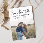 Save The Date Minimaliste Enregistrer la date photo manuscrite<br><div class="desc">Photo manuscrite moderne et élégante Enregistrer la carte Mariage de date. La carte d'invitation à la date de sauvegarde comprend une typographie chic et élégante avec un design simple et minimaliste sur un arrière - plan blanc que vous pouvez ajouter votre photo de fiançailles customisé à.</div>