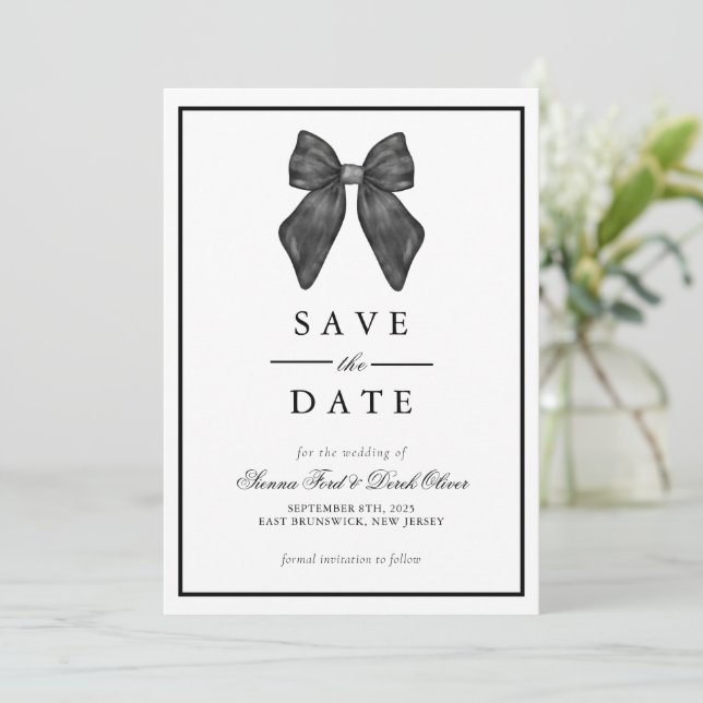 Save The Date Nœud Ruban Classique Mariage Noir & Blanc  (Debout devant)