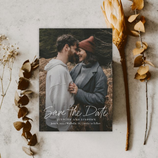 Save The Date Photo de mariage simple et moderne avec texte manu (Handwritten Script QR Code 2 Photo Wedding Save the Date card.)