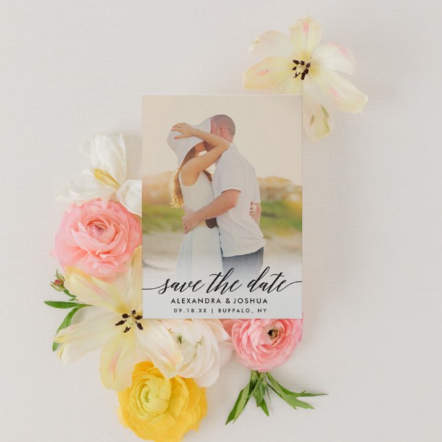 Save The Date Photo de script classique Enregistrer le Portrait  (modern script wedding save the date)