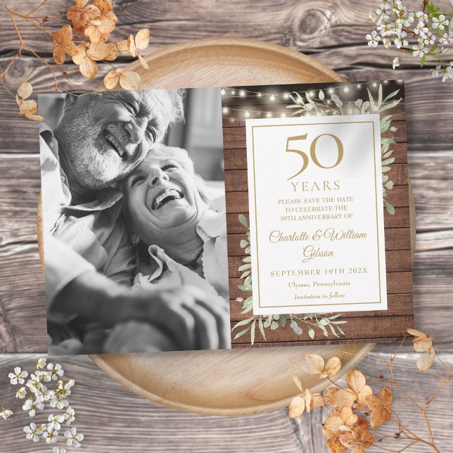 Save The Date Photo du 50e anniversaire des feux de verdure rust (50th Anniversary Rustic Greenery Lights Photo Save The Date)