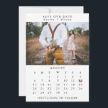 Save The Date Photo Enregistrer Le Calendrier Date<br><div class="desc">Ce mariage simple,  sauf le modèle date dispose d'un design propre et moderne. Customisez-le avec vos informations et faites-le vous-même ! Pour déplacer le coeur,  cliquez sur personnaliser > faire défiler > cliquez sur "customiser plus loin".</div>