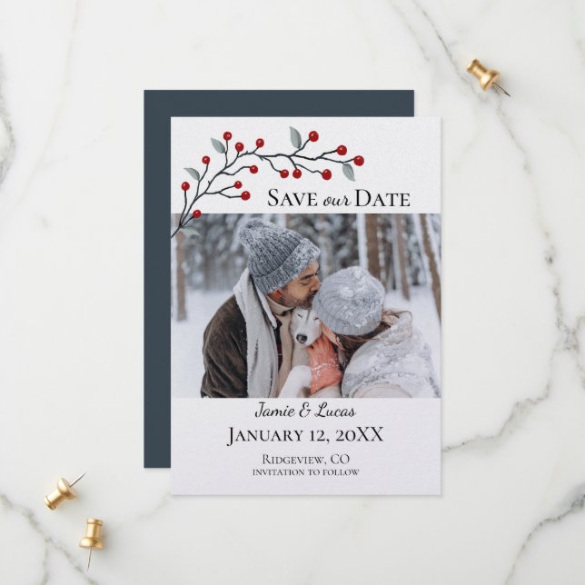 Save The Date Photo personnalisée de Red Winter Berries (Devant/Arrière en situation)
