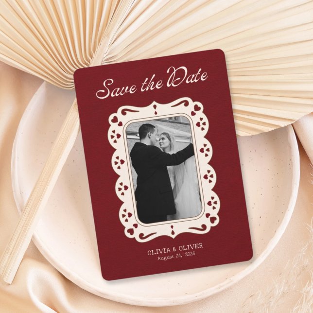 Save The Date Photo rétro en dentelle de Bourgogne  (Créateur téléchargé)