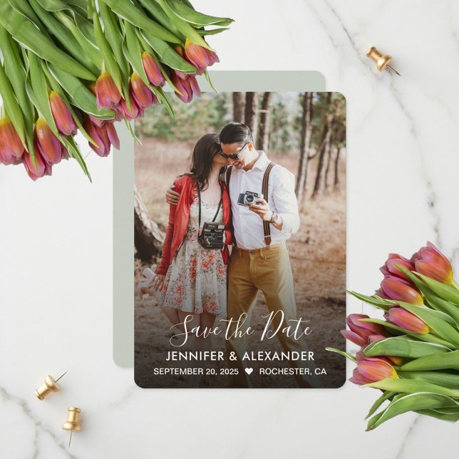 Save The Date Photo rustique moderne et élégante Enregistrer la  (Modern rustic photo wedding Save the Date card. You can add your own photo and text.)