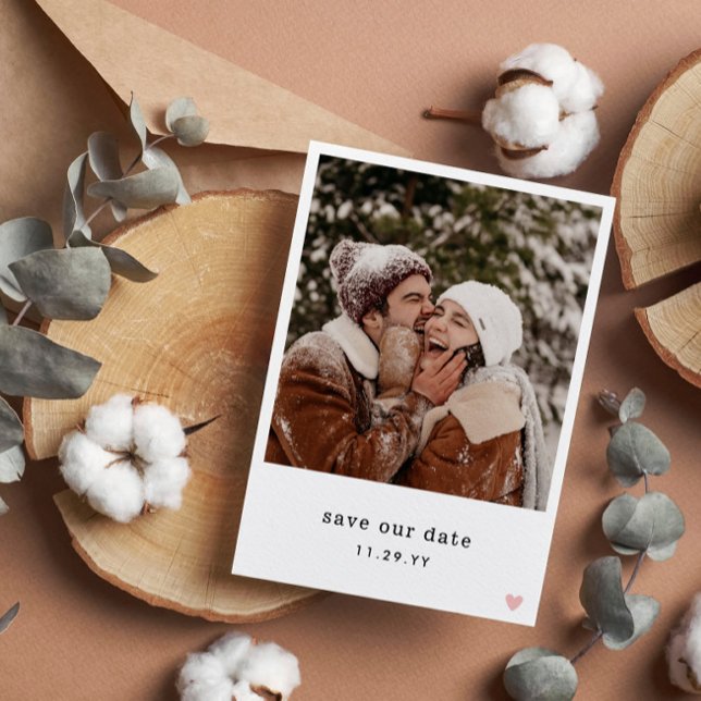 Save The Date Police de machine à écrire minimale Pink Heart Pho (Créateur téléchargé)