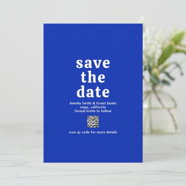 Save The Date Police Rétro Royal Blue QR Code Moderne Mariage (Debout devant)