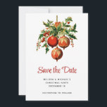 Save The Date Red Christmas Baubles avec Holly Festive<br><div class="desc">Enregistrez la carte de date avec une illustration de style vintage. 3 boules de Noël rouges entourées de saints verts et de baies. Cool rétro.</div>