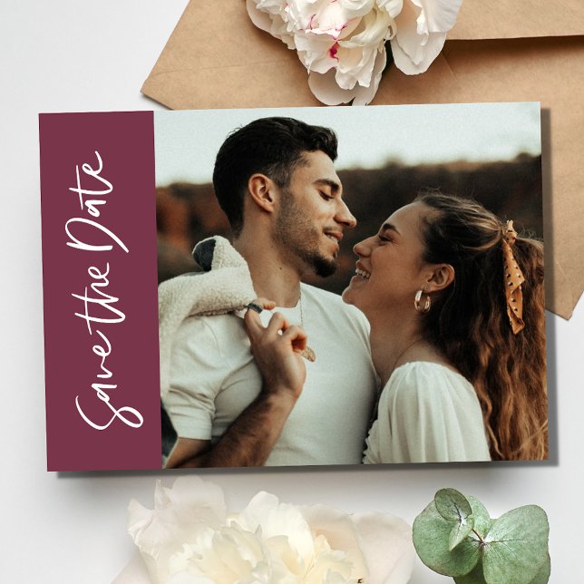 Save The Date Romantique Bourgogne Mariage photo contemporain (Romantic Burgundy Contemporary Photo Wedding Save The Date)