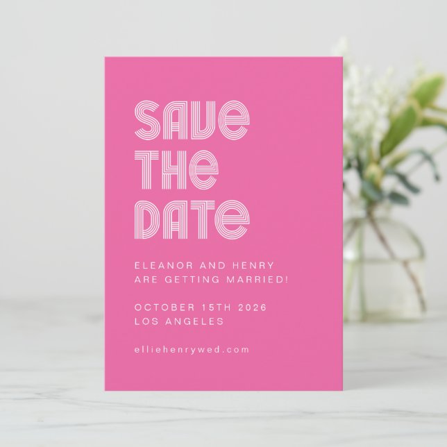 Save The Date Rose Chaud Groovy Moderne Mariage Années 70 Audaci (Debout devant)