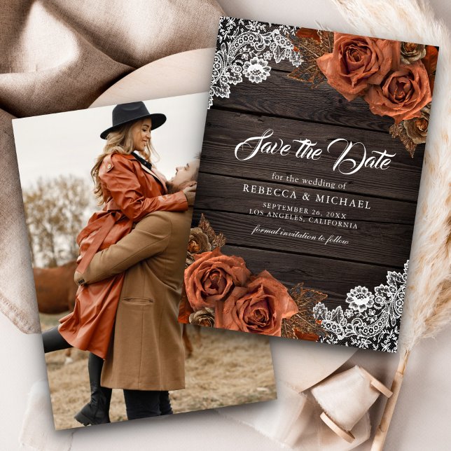 Save The Date Rose Terracotta Poussiéreuse Bois Rustique Photo d (Créateur téléchargé)