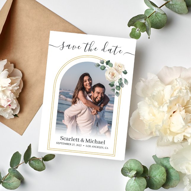 Save The Date Roses blanches Printemps Floral Mariage Romantique (Flat lay simple unique modern typography watercolor white roses garden elegant wedding save the date)