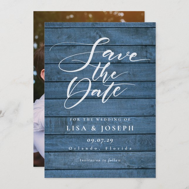 Save The Date Rustic Blue Wood Élégant Script Mariage photo (Devant / Derrière)