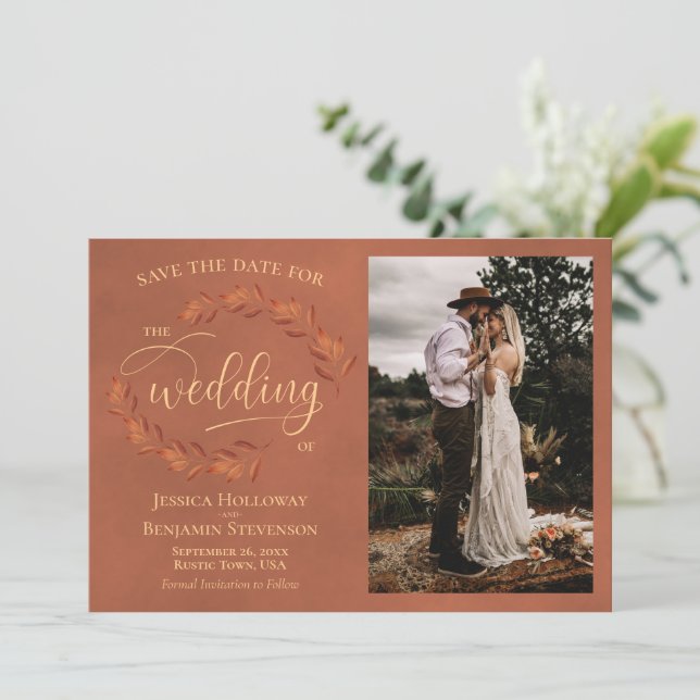 Save The Date Rustic Terracotta Feuilles & Photo Mariage élégant (Debout devant)