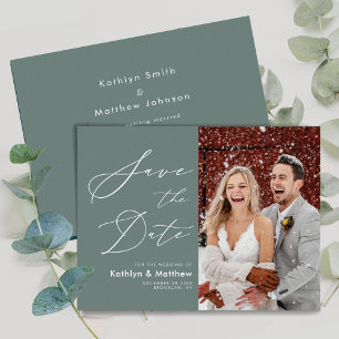 Save The Date Sage Green Élégant Script Mariage photo moderne