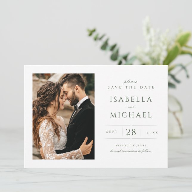 Save The Date Sage Green Simple Moderne Classique Luxe Photo (Debout devant)