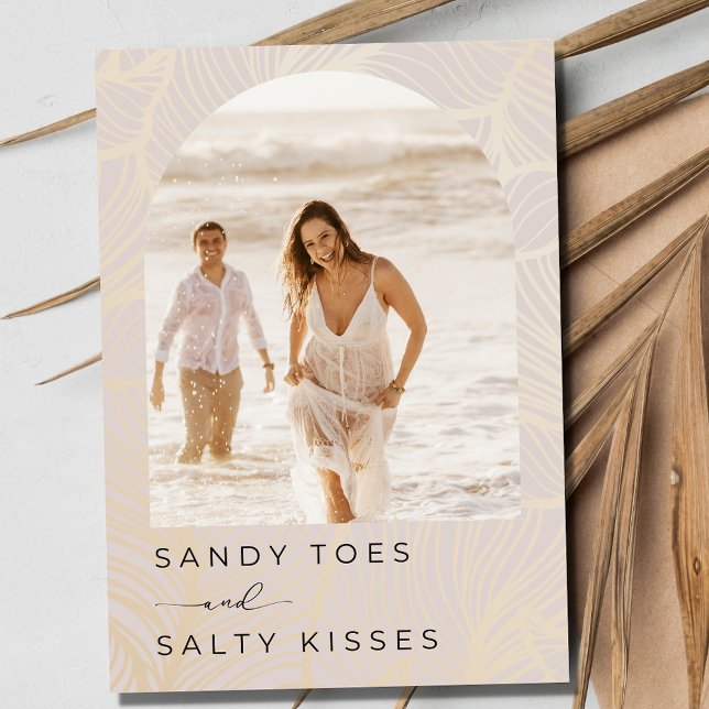 Save The Date Sandy Toes Arch Photo Beach Wedding Enregistrer la (Sandy Toes Salty Kisses Arch Photo Beach Wedding Save the Date)