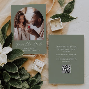 Save The Date Script d'arc photo minimal QR Code Sage vert