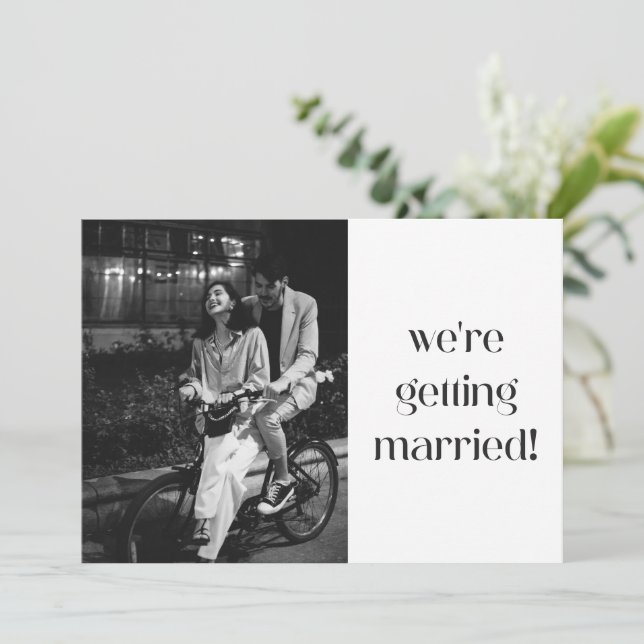 Save The Date Simple Fun Casual Minimal Modern Photo Wedding  (Debout devant)