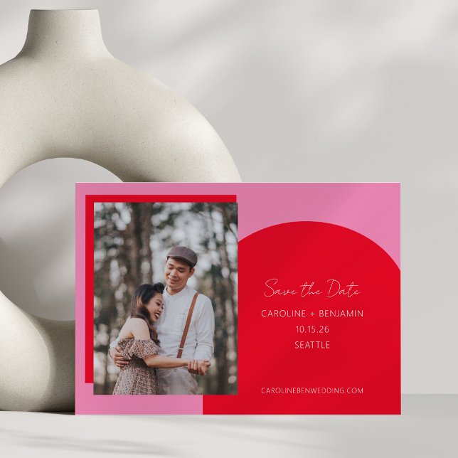 Save The Date Simple unique moderne rose rouge photo géométrique (Créateur téléchargé)