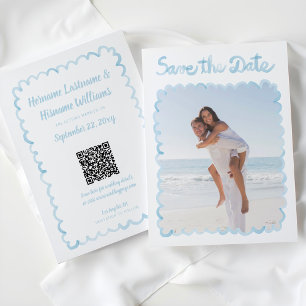 Save The Date Site Web QR photo photo bleu clair à main blanche