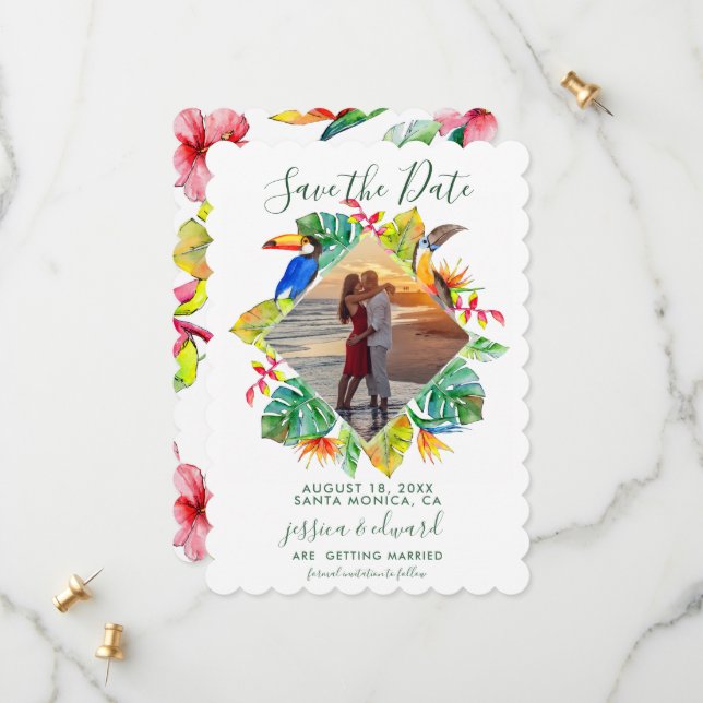 Save The Date Tropical Floral Diamond Wreath Hawaii Photo (Devant/Arrière en situation)