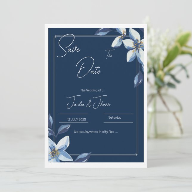 Save The Date Victorian Bleu Floral Bleu Poussiéreux Mariage Sau (Debout devant)