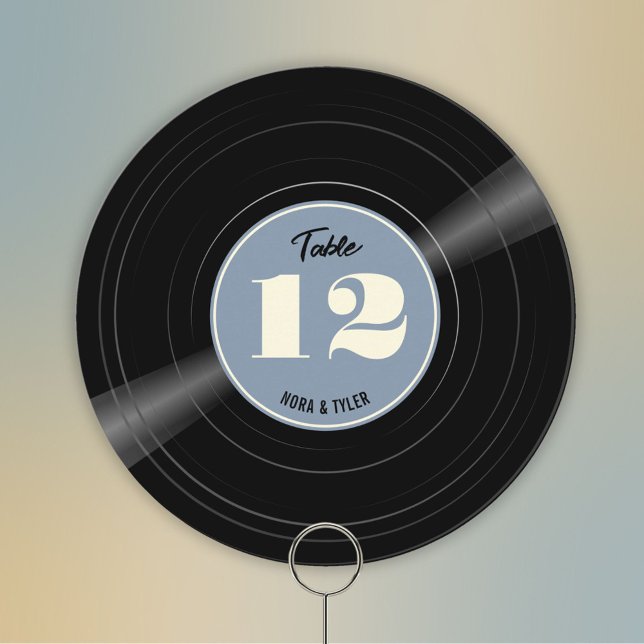 Save The Date Vinyl Record personnalisé Dusty Blue Numéro de tab (Round personalized vinyl record table number with dusty blue label.)