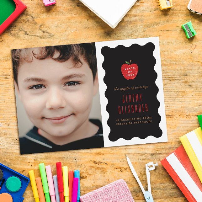 Save The Date Wavy Apple Preschool Photo Graduation Announcement (Créateur téléchargé)
