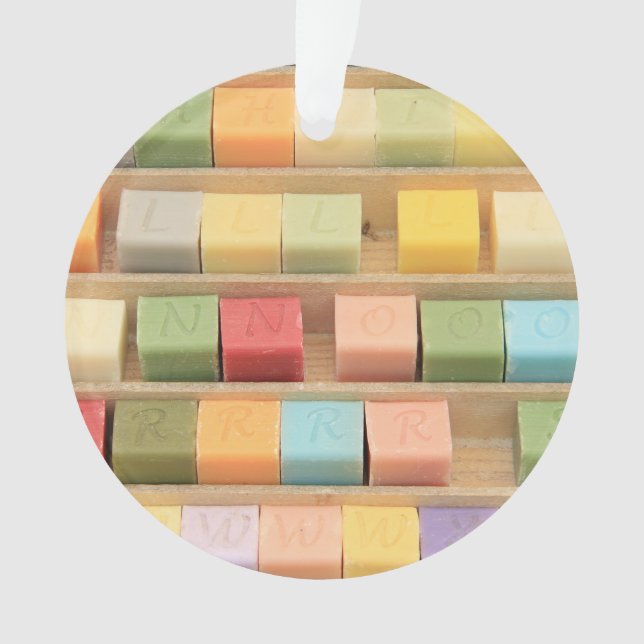 Savon de Provence - Savon français traditionnel (devant)
