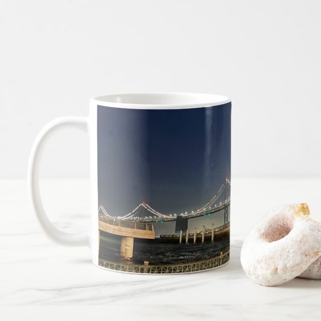 Scenes of San Francisco Bay Bridge Coffee Mug (Avec donut)