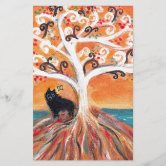 Schipperke aime l'arbre spirituel beauté de l'oran