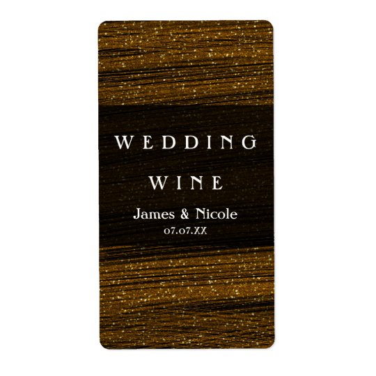 Scintillement d'or et étiquettes élégants de vin