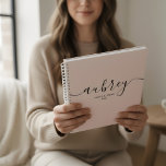 Script Calligraphie moderne Blush rose<br><div class="desc">Les caractéristiques minimalistes nom dans la police d'écriture moderne.</div>