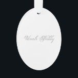 Script minimaliste Joli Monogramme 3d<br><div class="desc">Personnalisez-le avec ce modèle de produits facile à utiliser. 3d Texte Monogramme pour un cadeau personnalisé pour vous-même ou vos proches. Les monogrammes et les noms de texte sont faciles à modifier pour répondre à vos besoins. Ajoutez une couleur arrière - plan ou changez l'image selon votre goût personnel. La...</div>