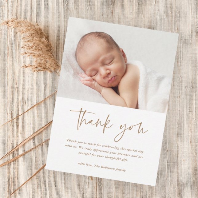Script moderne Carte de remerciements du baptême r (Modern script baby photo baptism thank you magnetic card.)